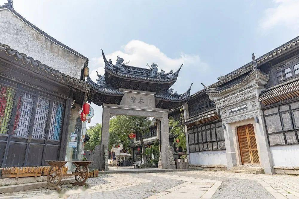 为明天背靠背，卢限制乔治小卡出场时间，却不管哈登，卢做出解释